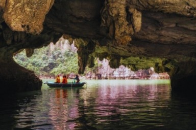 Halong Bay - Lan Ha bay - Ba Trai Dao islets - Dark and Bright Cave - Tung Sau Pearl Farm (B, L, D)
